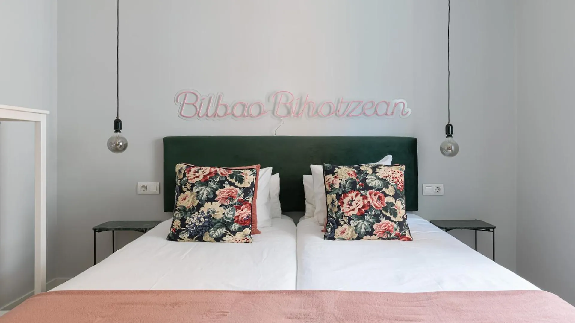 Habitación en casa particular Alameda Suites Bilbao Centro From 1951
